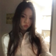 ヴィ