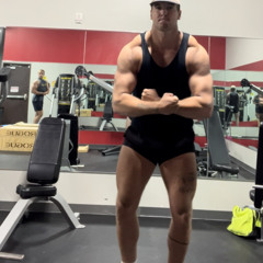 Free big Thugger 💚🐍💪🏼