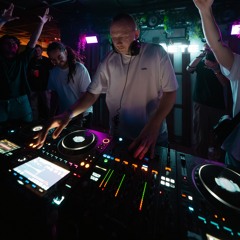 VMax.dnb