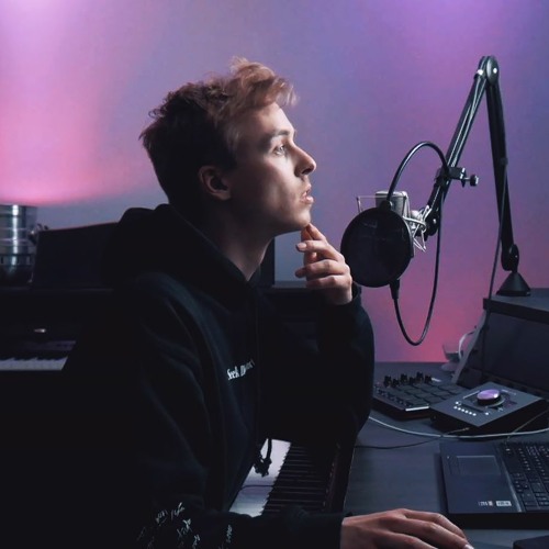 andreaszoellermusic — artist photo