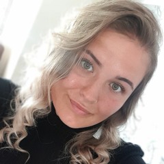 Danielle Jade Stoops