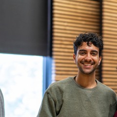 Deniz Tuğ