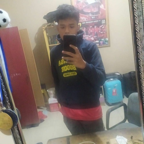 Hyde ft Yoshiki - Red Swan