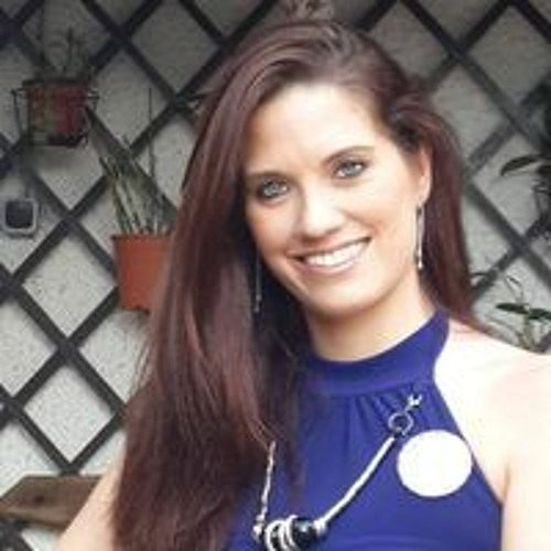 Karina Rodrigues’s avatar
