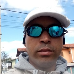 Alex Brito