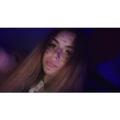Brooke Hughes x