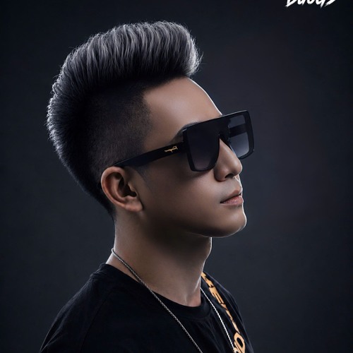 Buogs DJ/Producer — artist photo