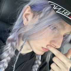 @1maevee