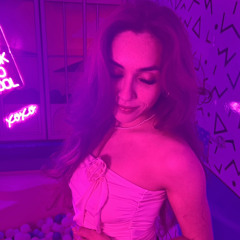 hk<3