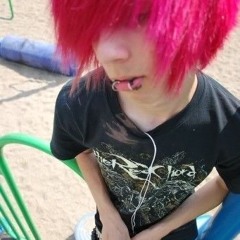 bowkittiskull<33