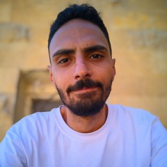 Mo