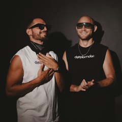 Mōiqe & Kleinfinger