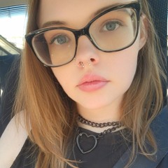 Bee 💜