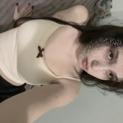 drownedinobscur1ty 🧟‍♀️