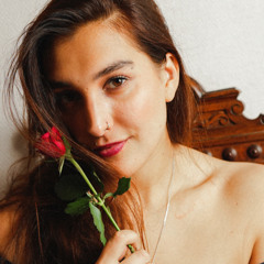 Mari Angena