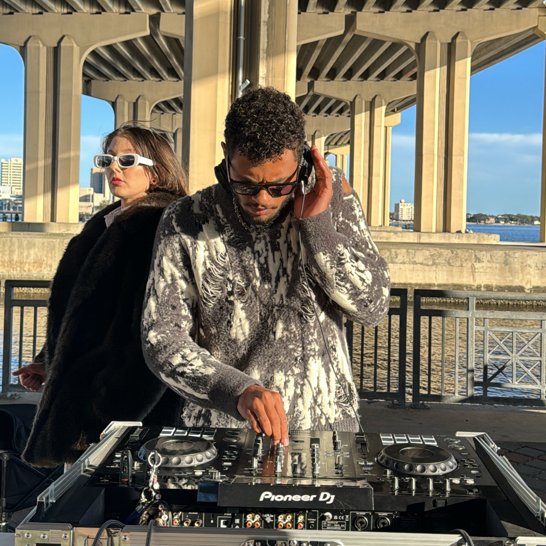 Stream ZxO music | Listen to songs, albums, playlists for free on