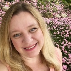 Amanda S.