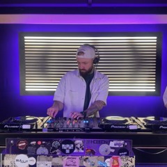 mikeystarksdj