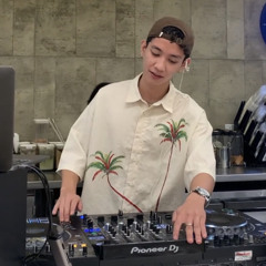 Aaron Dizon Divina