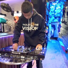 GONZÁLEZ DJ 🙇🏻🧏🏻‍♂️🕺..🙂‍↔️