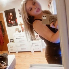 Érin Michelle ⋆♱✮♱⋆