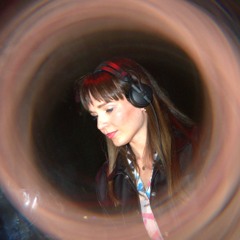 Julia Anjuna