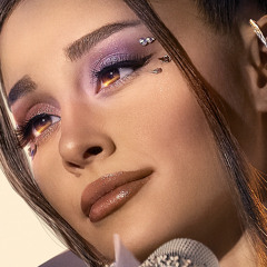 Ariana Grande Charts