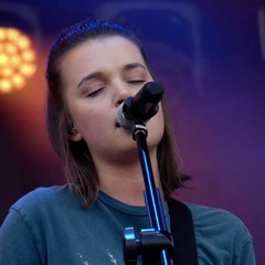Ava Read