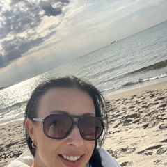 Nicole 79