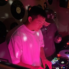 Jun Kyu Lee