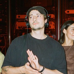 D2