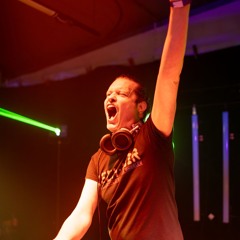 DJ Glowbones