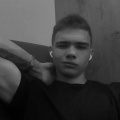 tyazheluy