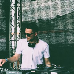 Niels F.