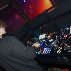 ELWIZ(UK)