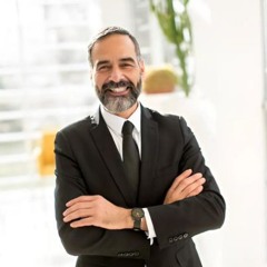 Dr. Etienne Archambault