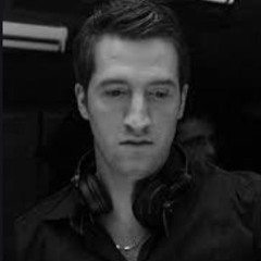 Kosta Dee