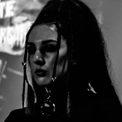 DJ DIANA DARK