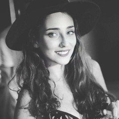 Sofi Hansen Martinez