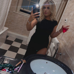 Jamie-Leigh Edwards 1