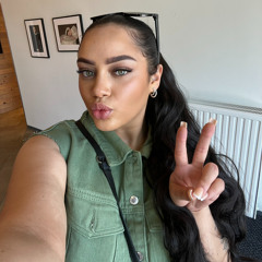 Sián Lauren