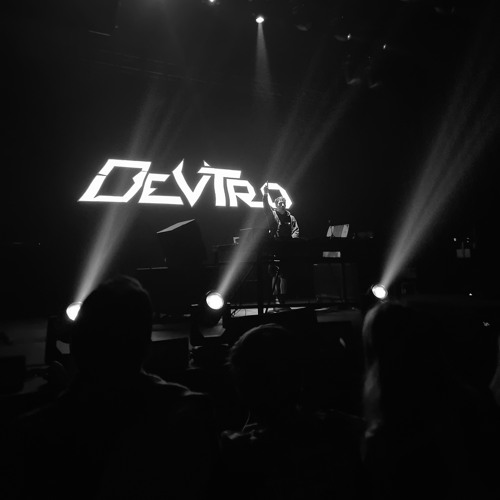 DEV TRO’s avatar