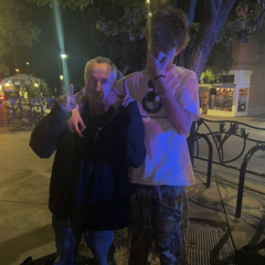 ‎