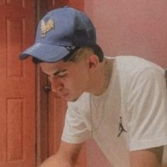 Maxwell González