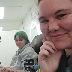 Crystal Louise    🍹🍹