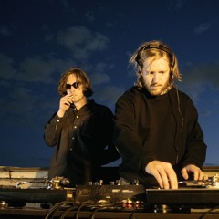 поели ( poeli )