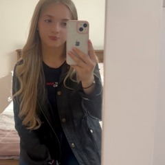 Sophie Plews