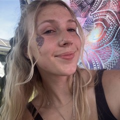 Ashlyn DeBoever