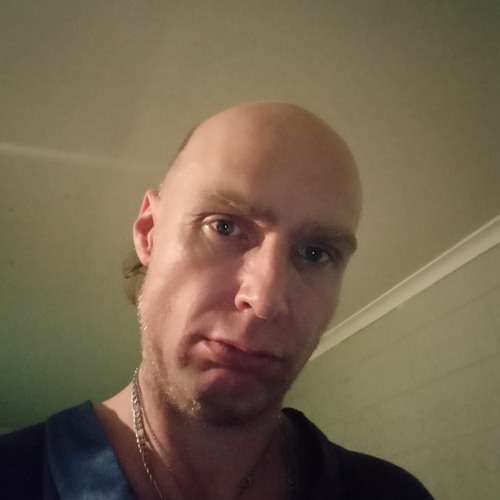 mc c4NdyfOX.  this gypsy's duct taped his mate two