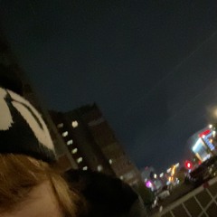 //